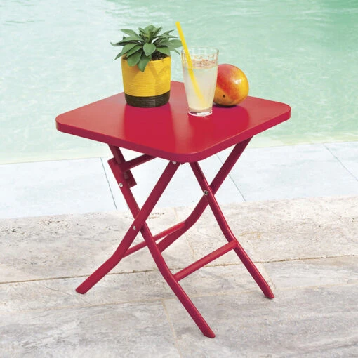 Table D'appoint De Jardin Carrée Greensboro Groseille
